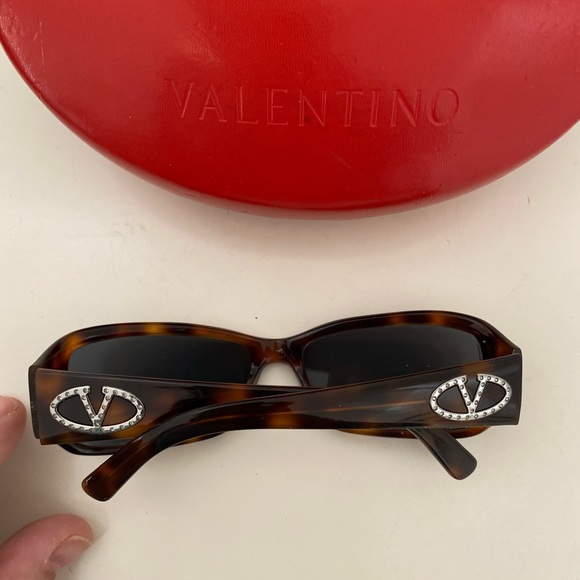 Valentino prescription sunglasses - Picture 2 of 7